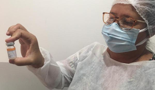 Imagens da Boa Vista do Tupim inicia vacinação de profissionais da educação contra o Covid 19