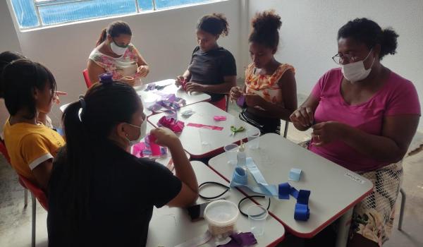 Imagens da Oficina de Artesanato 