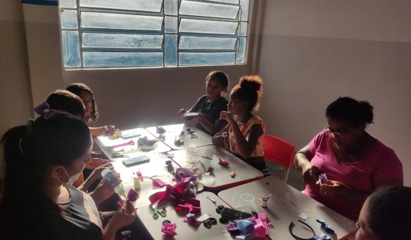 Imagens da Oficina de Artesanato 