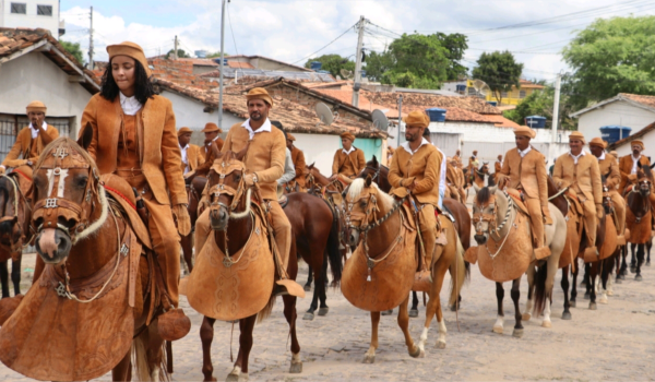 Imagens da Prefeitura de Boa Vista do Tupim realiza mais uma edição da tradicional Festa dos Vaqueiros 