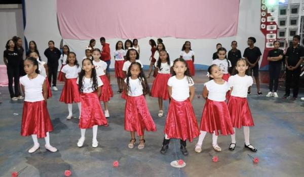 Imagens da SEMEC: DIA DAS MÃES 