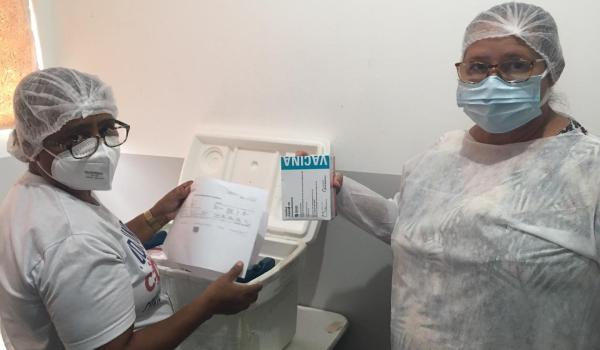Imagens da Boa Vista do Tupim inicia vacinação de profissionais da educação contra o Covid 19