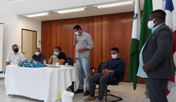 Imagens da Posse dos novos Secretários de Administração e Educação 