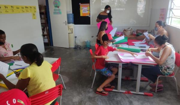 Imagens da Oficina de Artesanato 