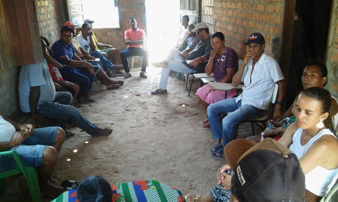 Prefeito e vereadores visitam comunidade do Crispim e garante a entrega de tratores para agricultura familiar